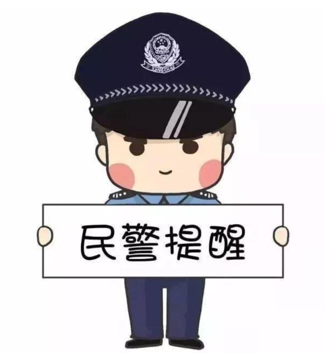DƬ